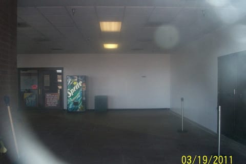 Local comercial en renta sobre avenida en La Fama